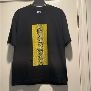 Uniqlo x  Peter Saville Remix Joy Div Unknown Pleasures Black Yellow Mts Graphic